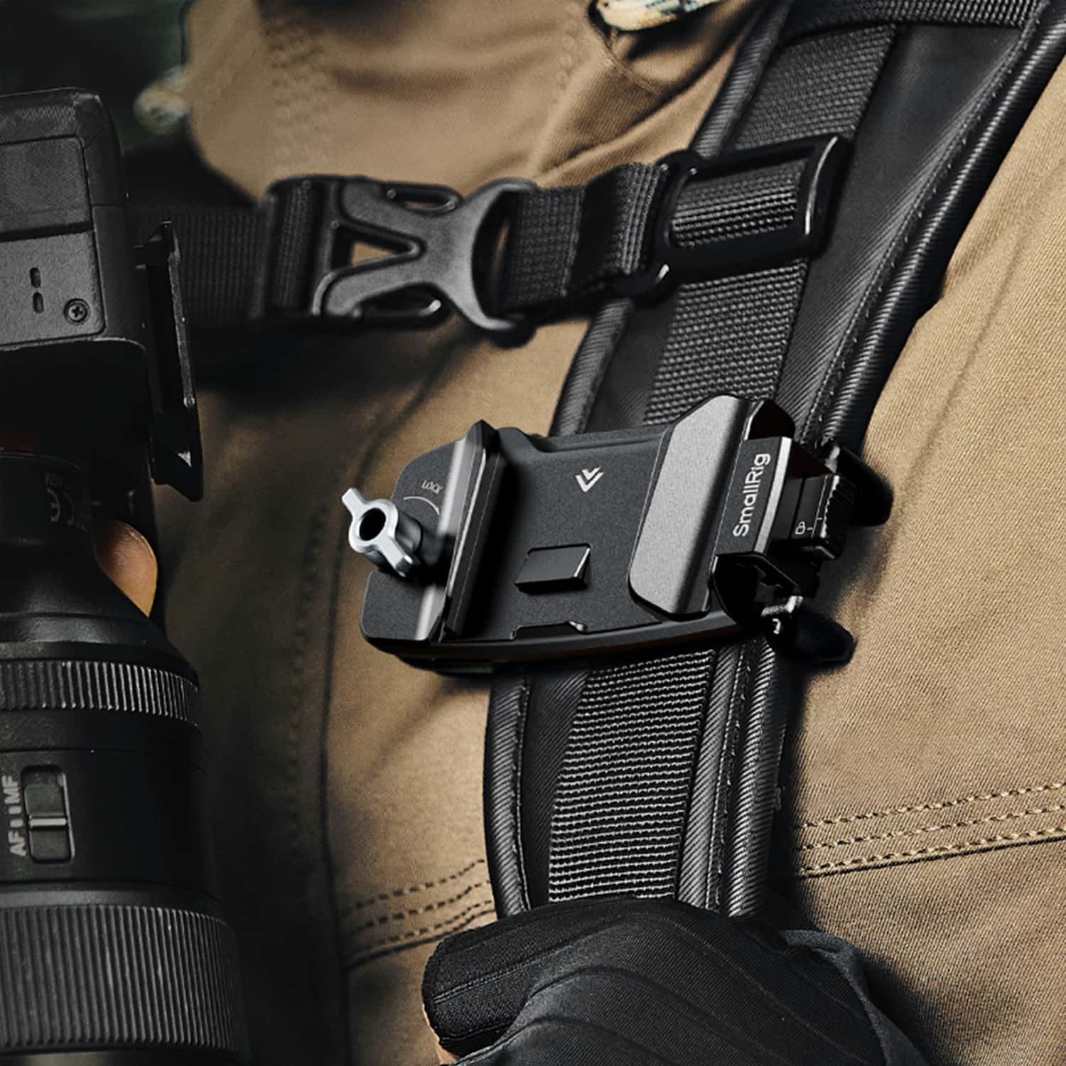 Smallrig (5053) Camera Clip with Quick Release Mount Plate Kit view 2